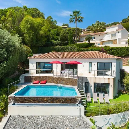 Seaside Avec Piscine A 5 Min A Pied De La Saint Clair 빌라 르 라방두