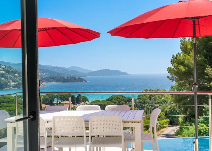 Seaside Avec Piscine A 5 Min A Pied De La Saint Clair Vila