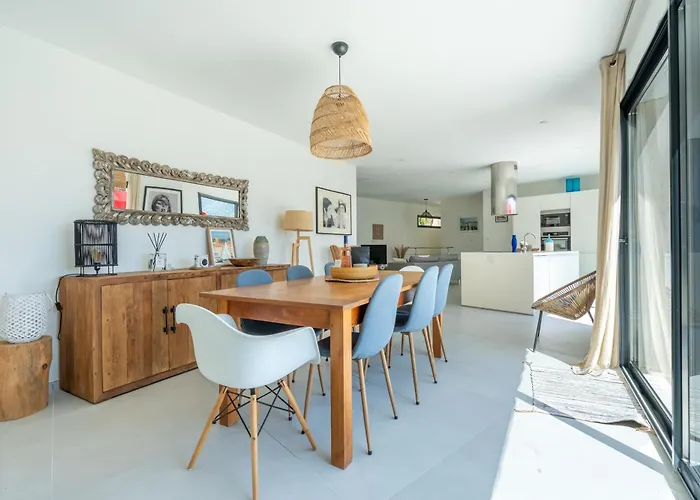 Seaside Avec Piscine A 5 Min A Pied De La Saint Clair Vila