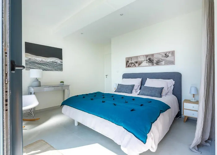 Seaside Avec Piscine A 5 Min A Pied De La Saint Clair Le Lavandou